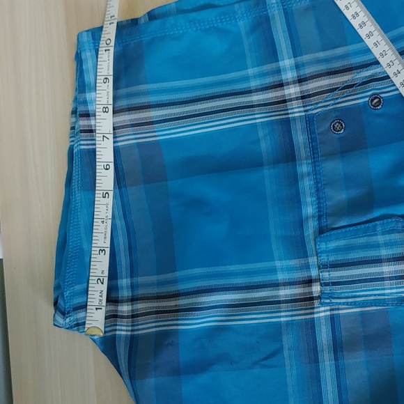 Ripzone Swim Shorts Size Med - Picture 7 of 7
